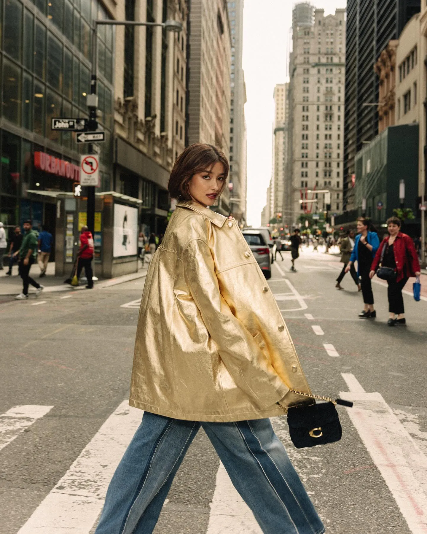 Liza Soberano - liza-soberano-55.webp